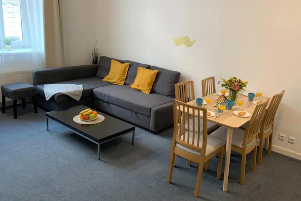 Little Tom Apartments Прага Екстер'єр фото