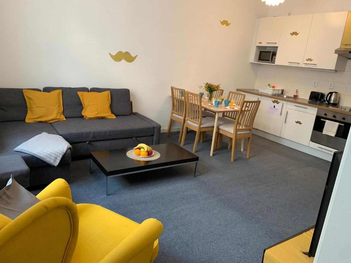 Little Tom Apartments Прага Екстер'єр фото
