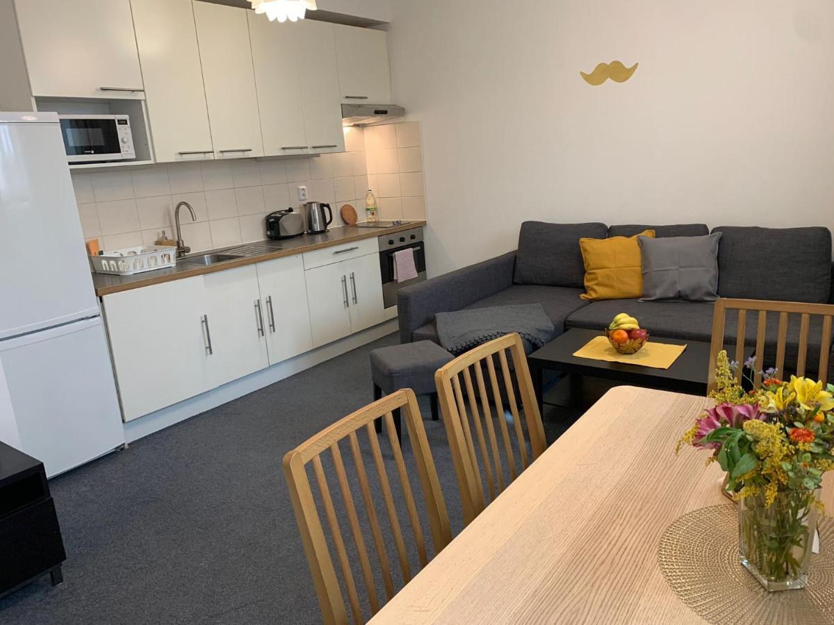 Little Tom Apartments Прага Екстер'єр фото