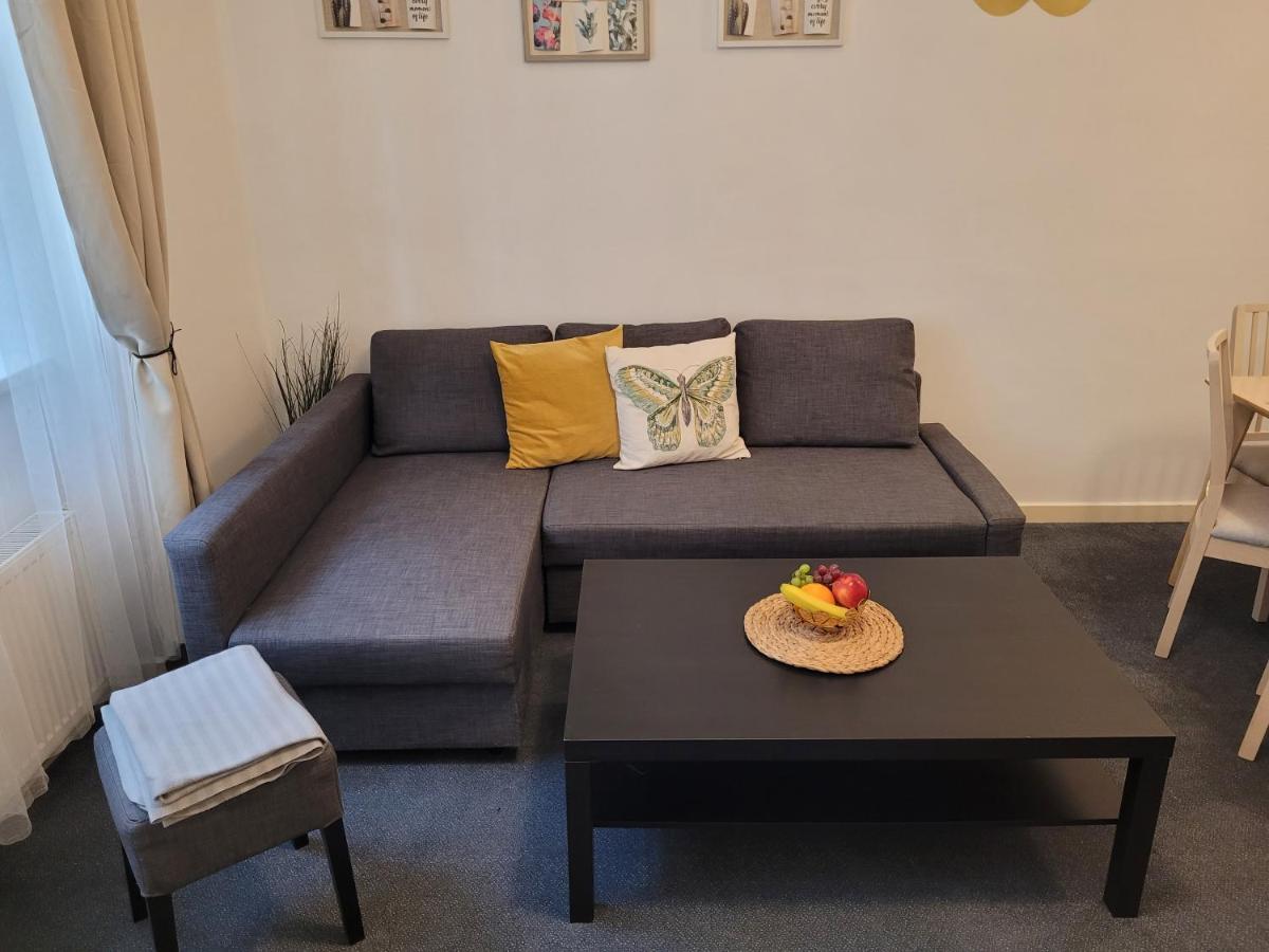 Little Tom Apartments Прага Екстер'єр фото